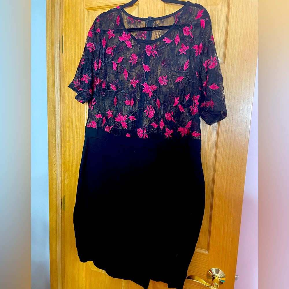 Fashion to figure black and flower sheer dress size 3
